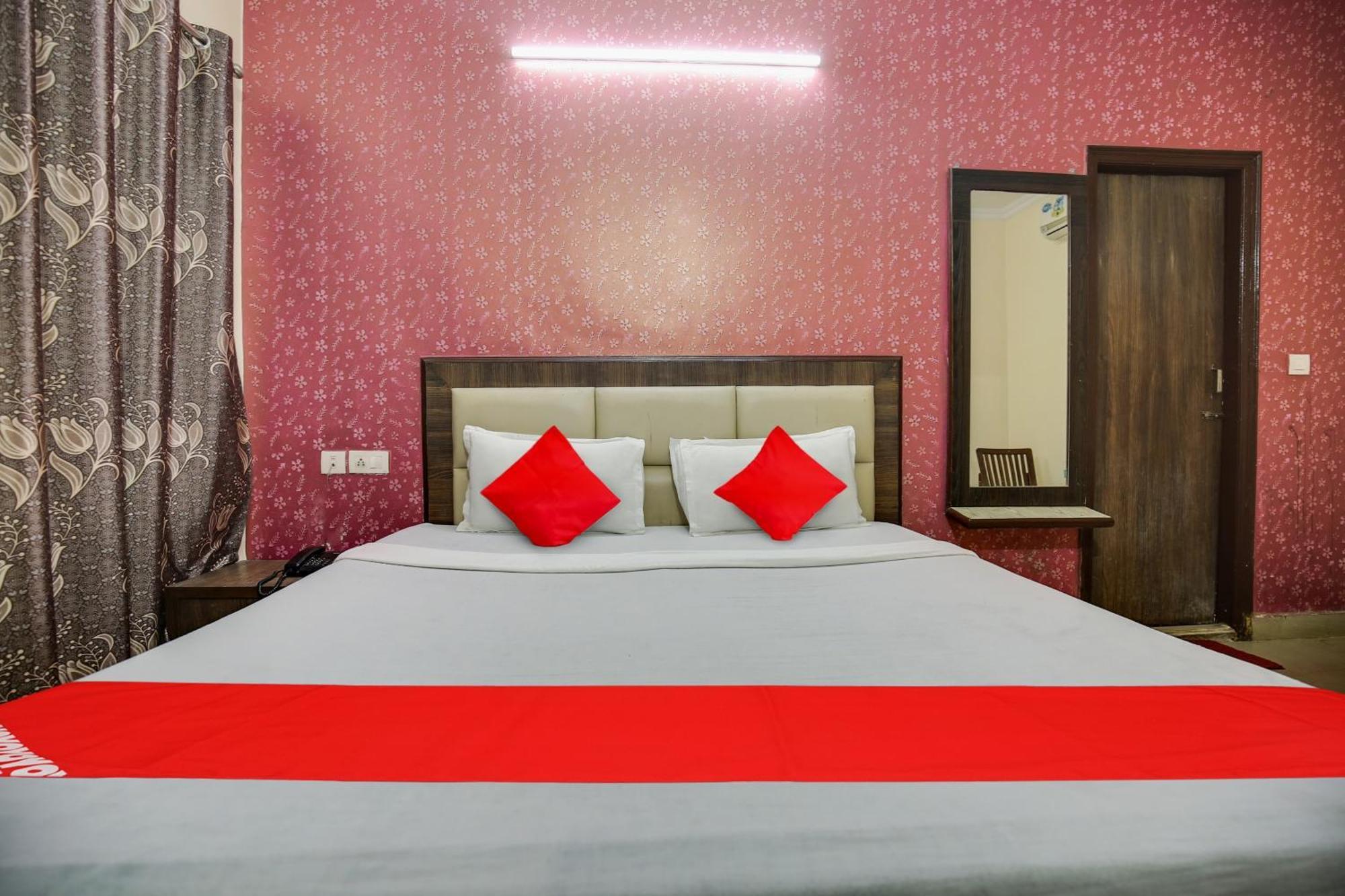 Hotel O Royal Mohali Dış mekan fotoğraf
